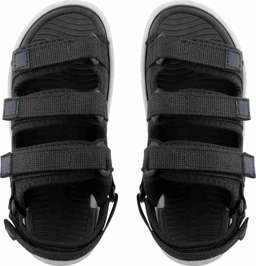 Three strap 2024 sandals mens