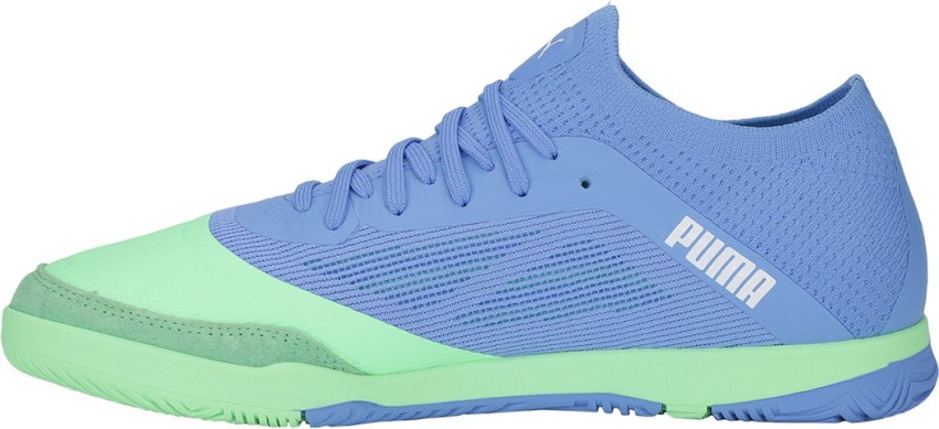 Futsal clearance shoes flipkart