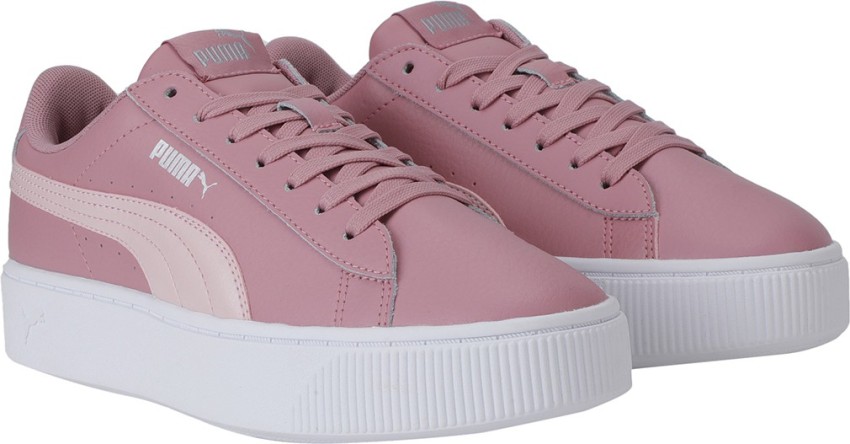 Puma women's vikky hot sale stacked sneaker