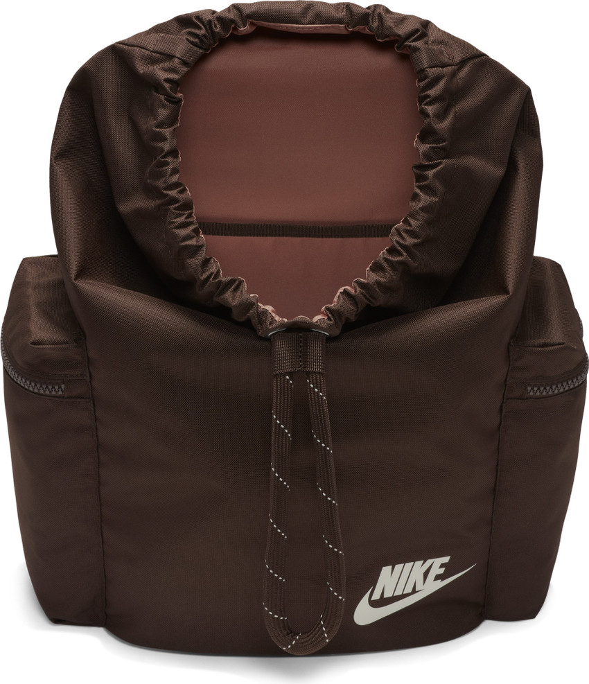 Nike top backpacks flipkart