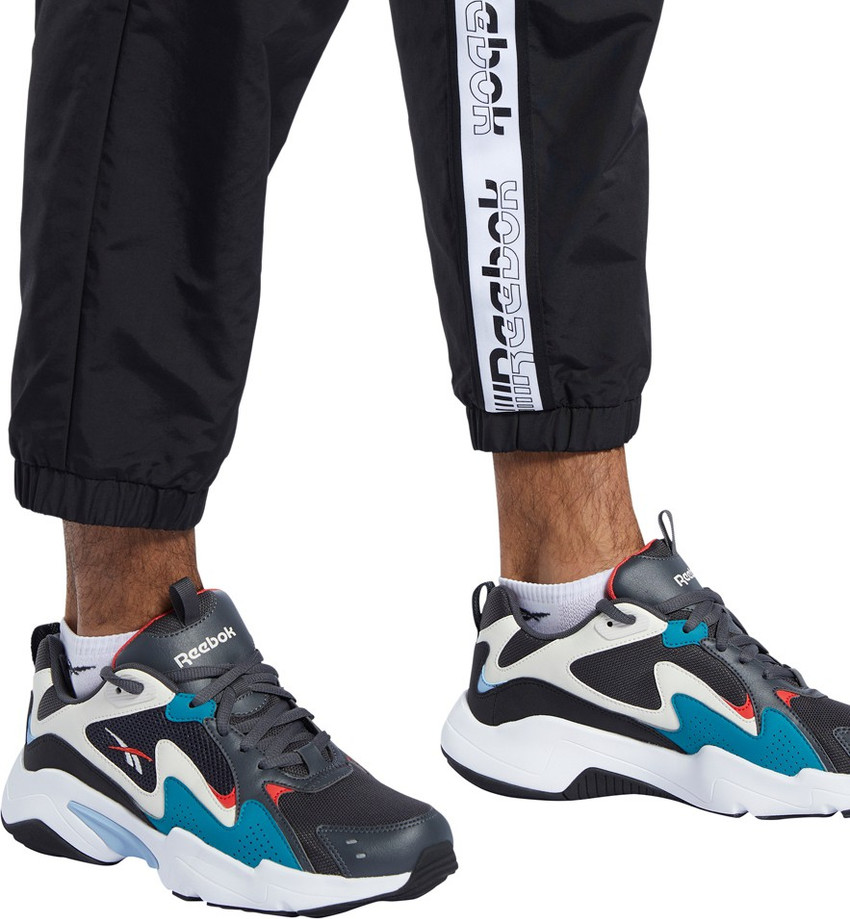 Reebok discount aztrek 218