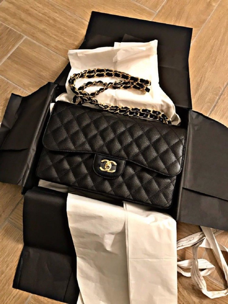 Chanel White Sling Bag Jumbo Caviar Quilted Flapover Sling HandBag For  Women 13*8*5 Inch White - Price in India