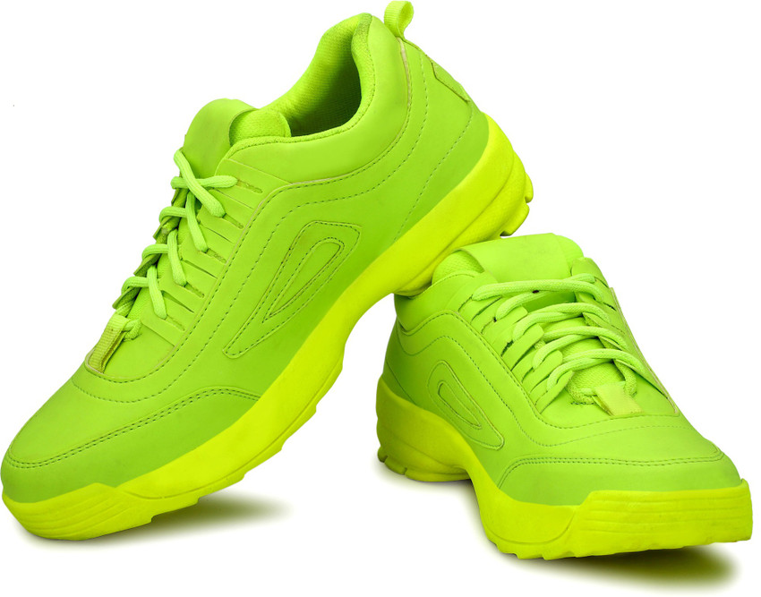 Details 147+ fluorescent green sports shoes best kenmei.edu.vn