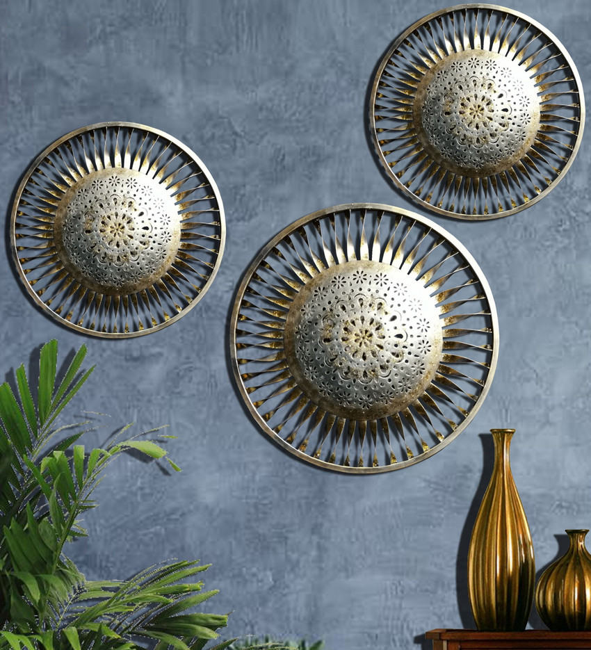 Details 85+ cheap metal wall decor latest seven.edu.vn