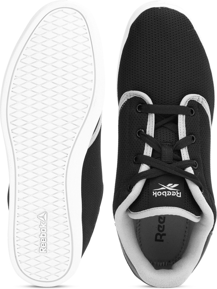 Men's reebok walking deals tread fast shoes