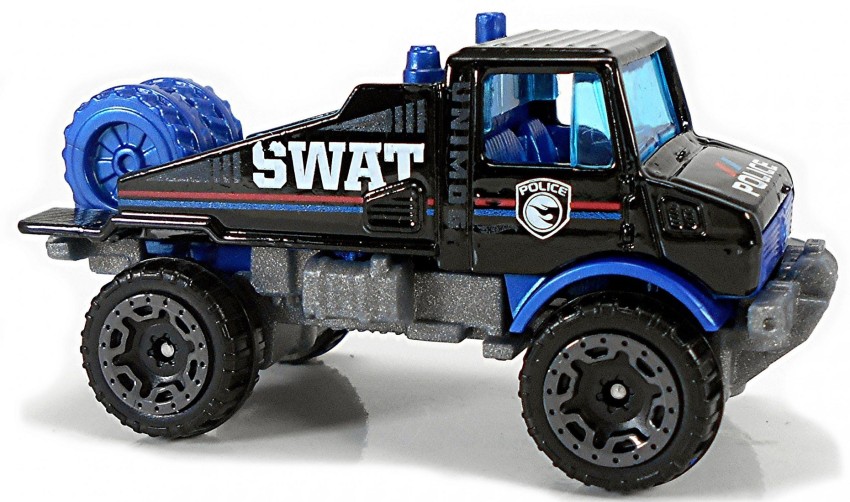 hot wheels mercedes benz unimog 1300