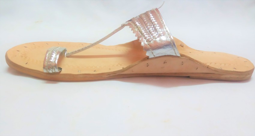 Silver kolhapuri sale chappal