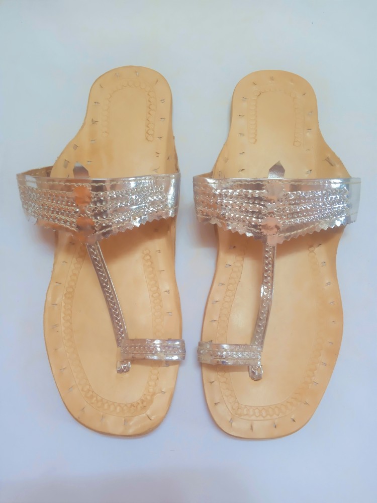 silver kolhapuri chappal online