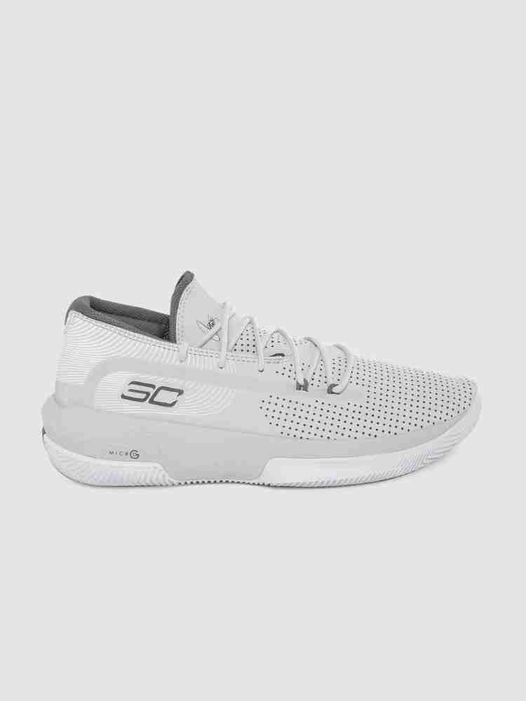 Under armour basketball shoes deals flipkart