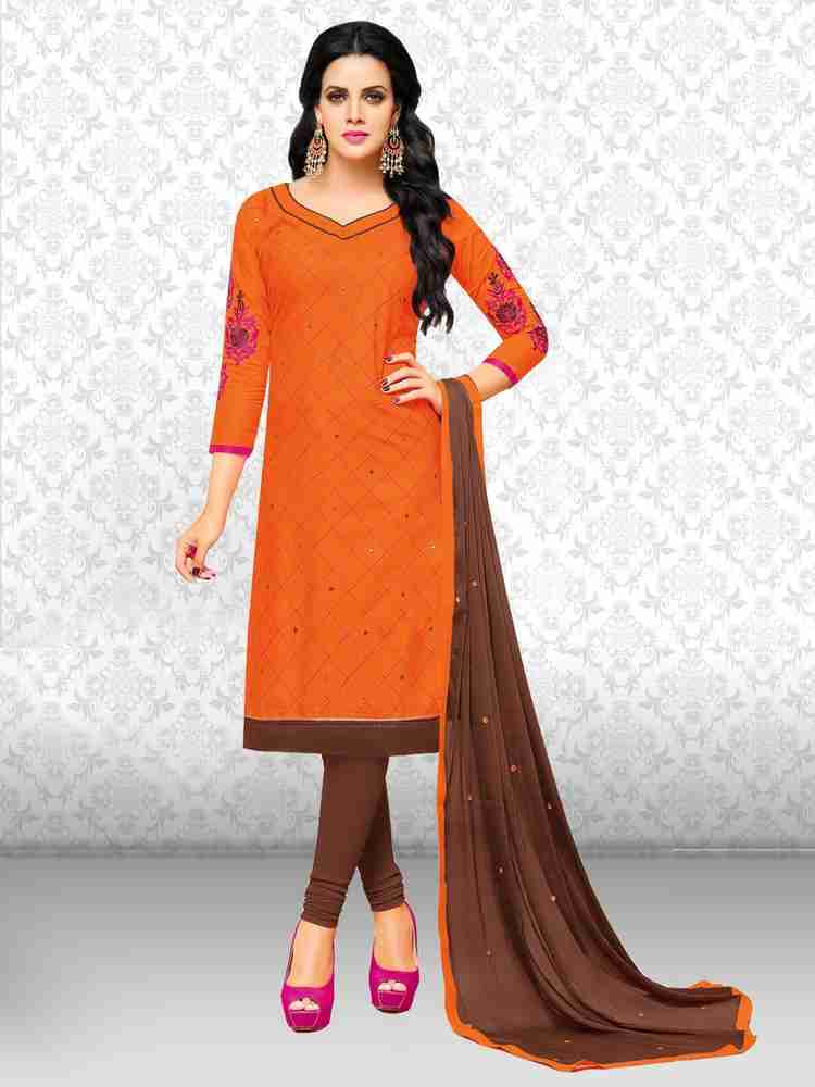 Divastri Cotton Blend Solid Embroidered Embellished Kurta