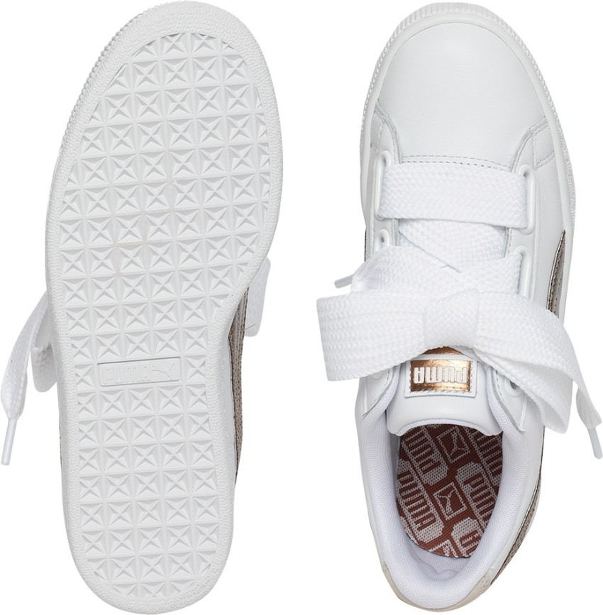 Puma basket outlet heart infant white