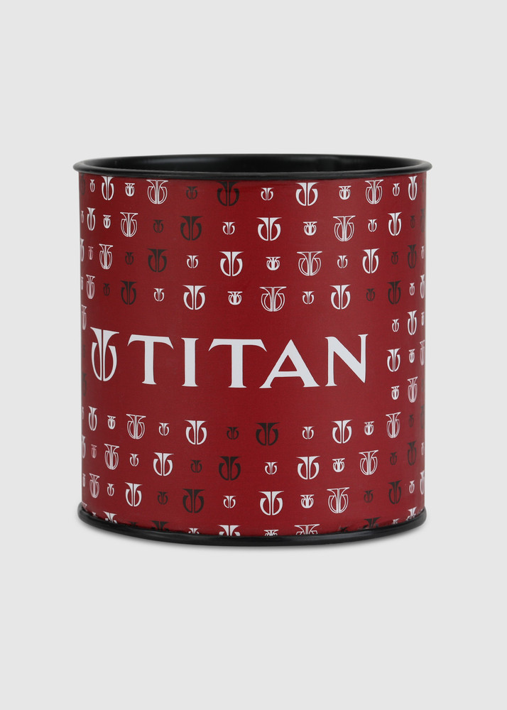 Titan NL1650YM05 Karishma Analog Watch For Men Buy Titan
