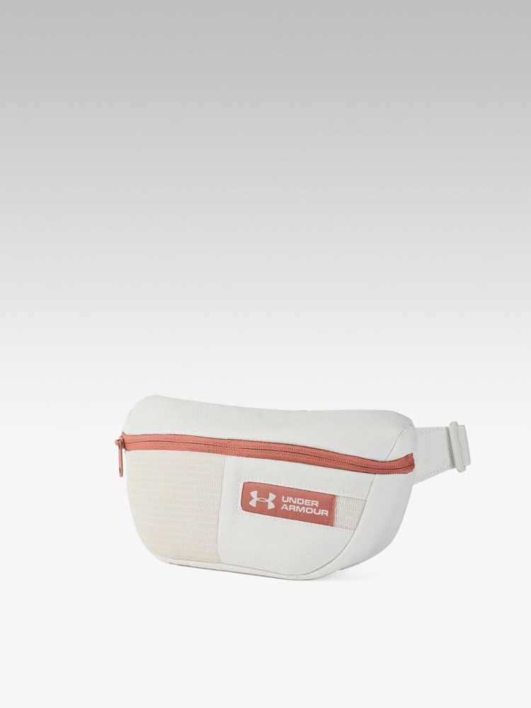 Under armour 2024 pouch bag