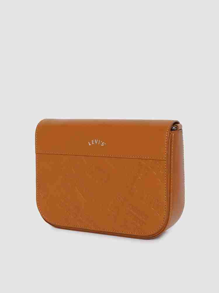 Levis ladies 2025 purse