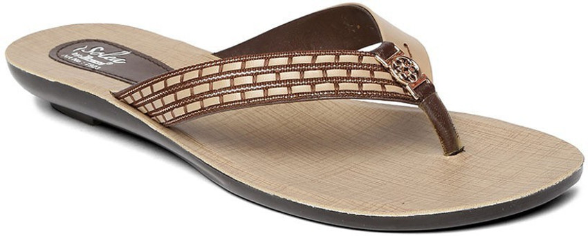 Paragon hotsell doctor chappal