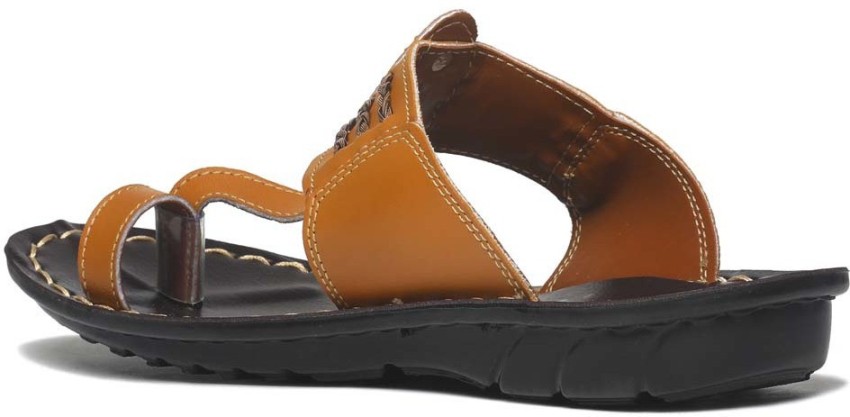 Paragon best sale kolhapuri chappal