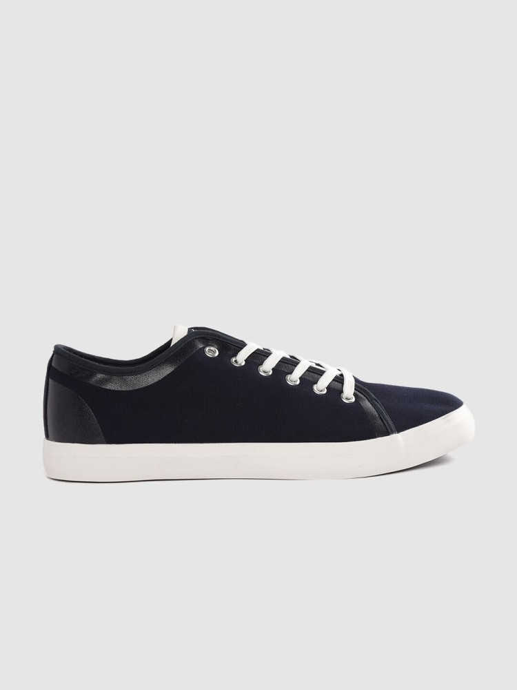 Roadster men hot sale navy sneakers