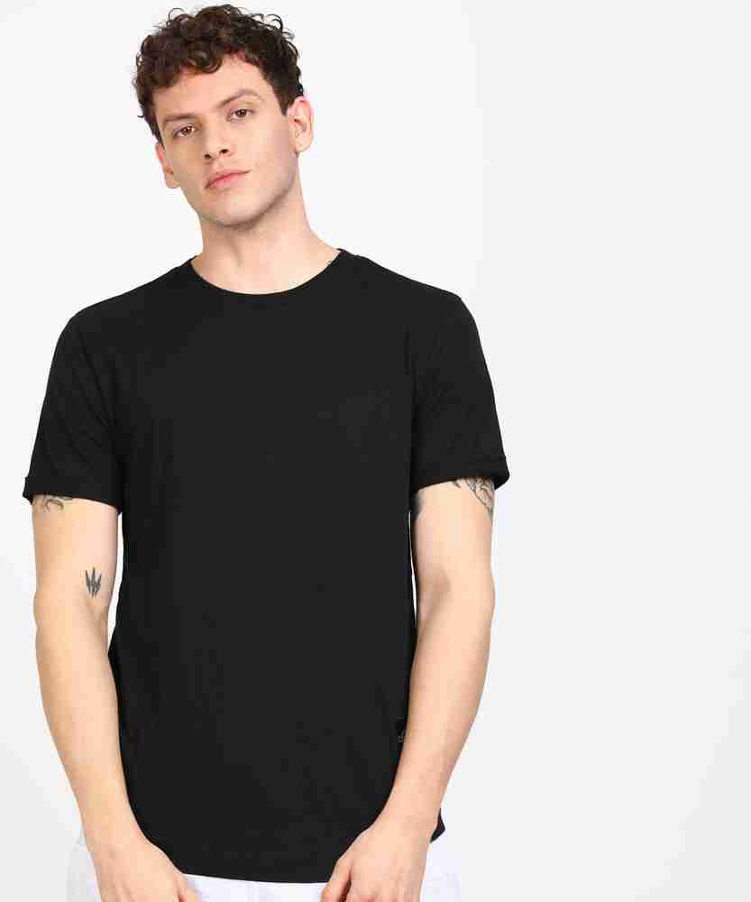 Calvin Klein Jeans Solid Men Round Neck Black T Shirt Buy Calvin