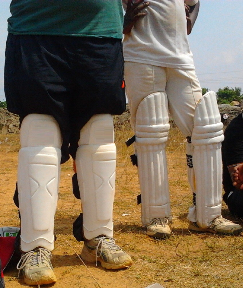 Knee pads sales cricket