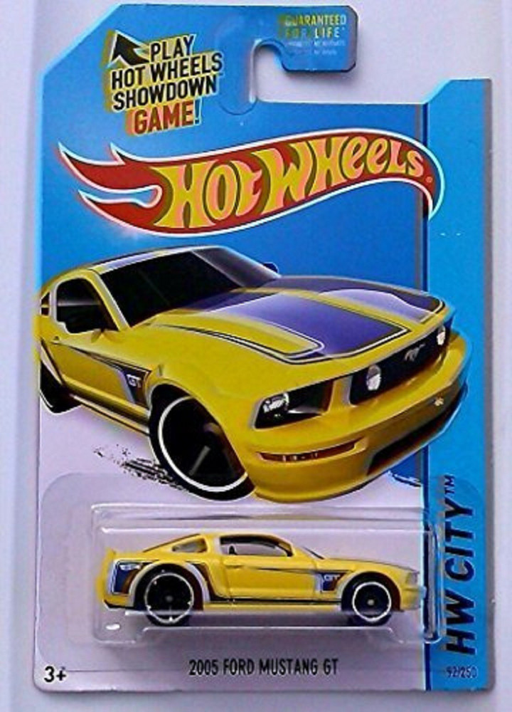 Hot wheels 2005 ford mustang clearance gt