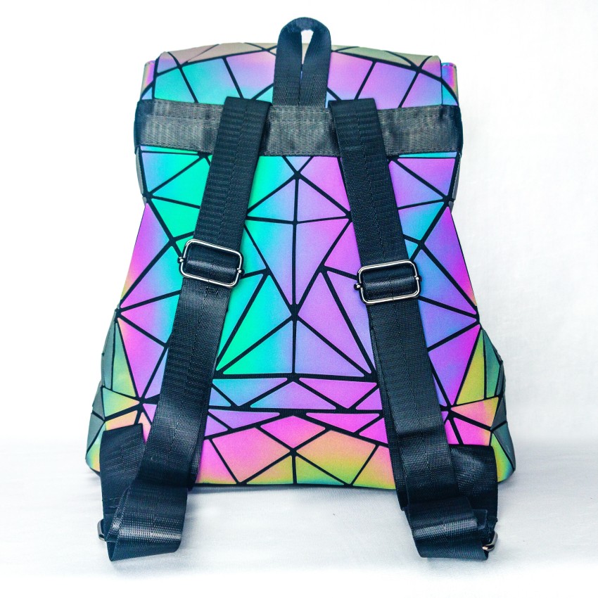 U.neek Lumos Holographic Women's Box Sling Bag (Multicolour) : :  Fashion
