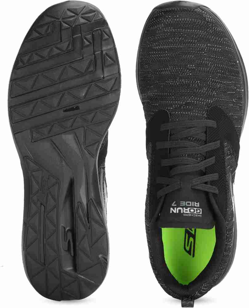 Huisje voorbeeld fragment Buy Skechers Go Run Ride 7 Running Shoe For Men Online at Best Price - Shop  Online for Footwears in India | Flipkart.com