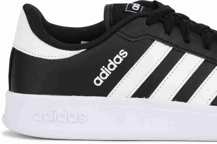 Intersport adidas hotsell vl court