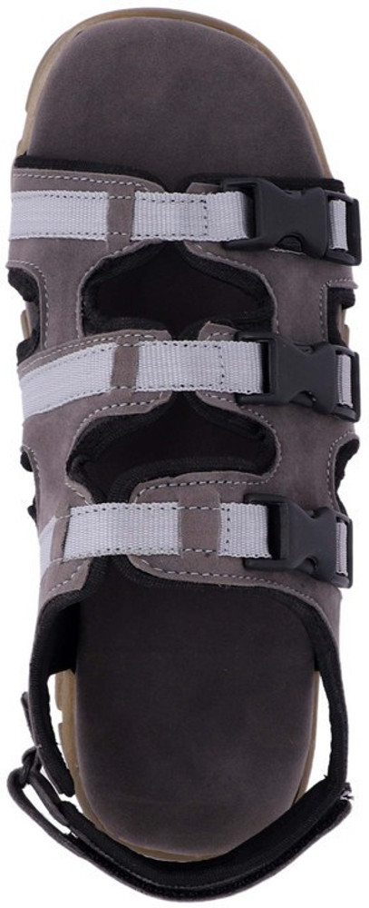 Way beach sandals deals