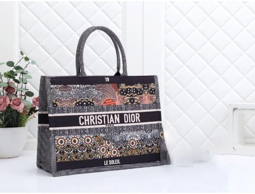 Dior bag under 1000 deals