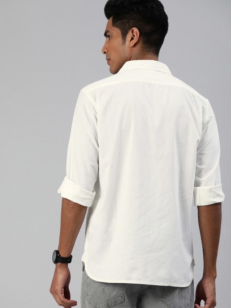 levis white shirt