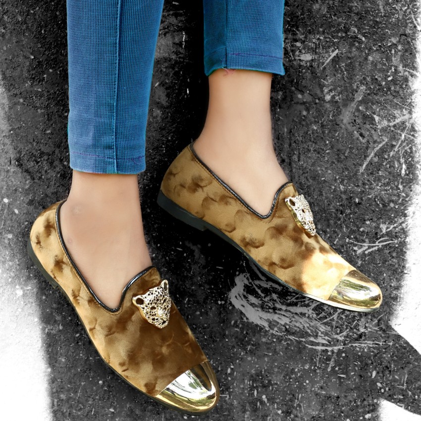 Velvet hot sale shoes flipkart