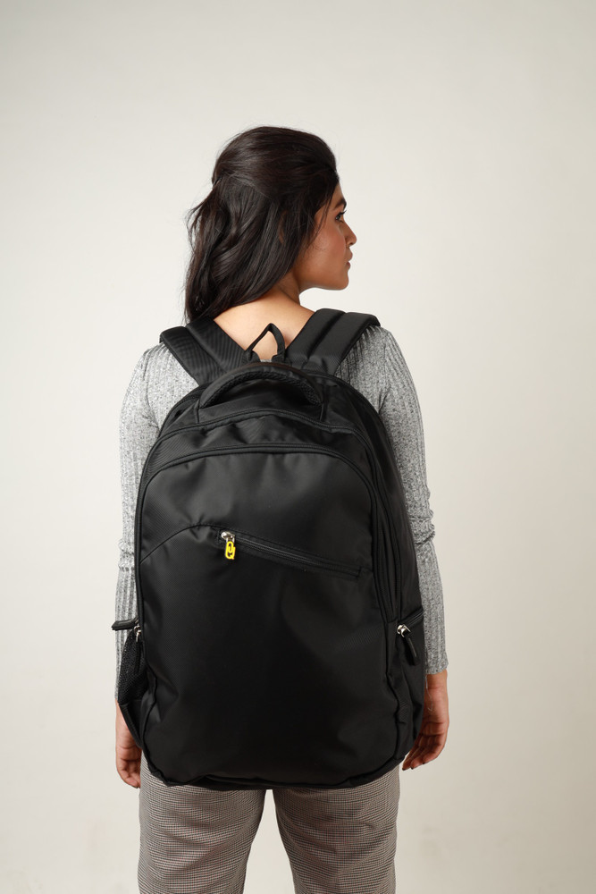 Crumpler idealist review best sale