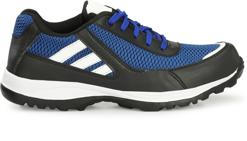 Cross discount trainer footwear