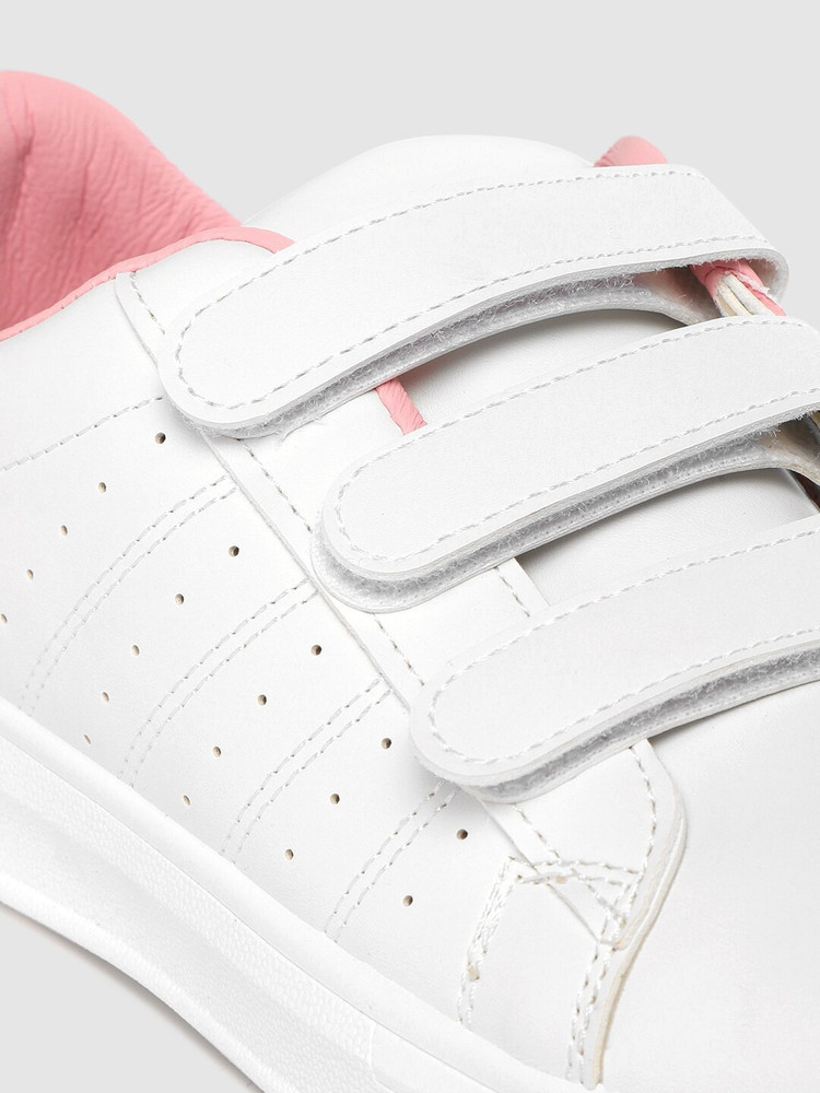 Lavie hot sale white sneakers