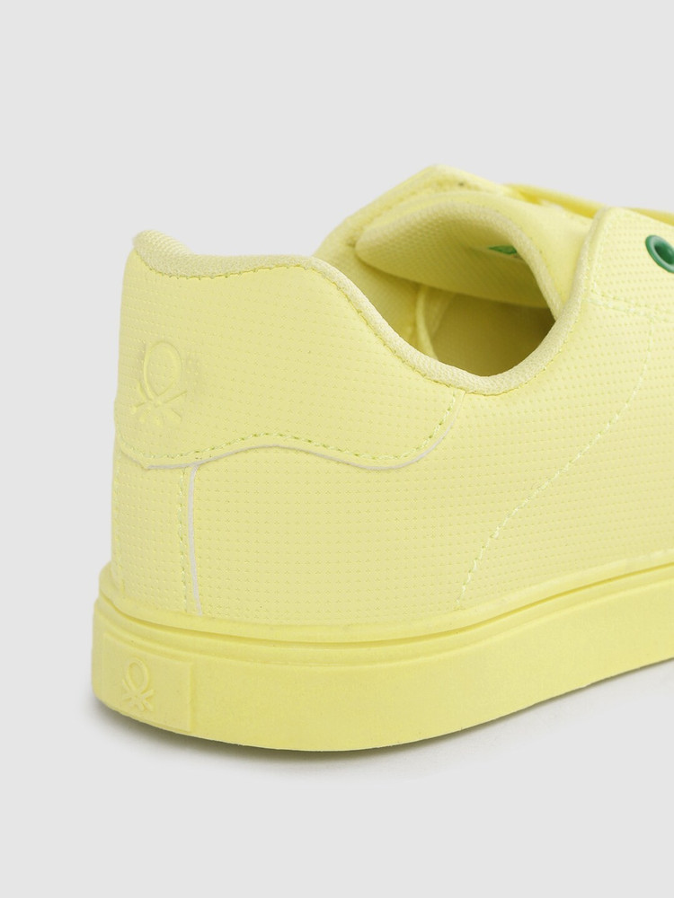 United colors of hotsell benetton yellow shoes