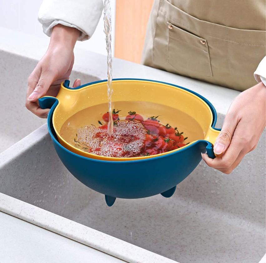 https://rukminim2.flixcart.com/image/850/1000/kgwld3k0/colander-sieve-strainer/t/c/6/multipurpose-2-in-1-strainer-and-bowl-set-washing-bowl-and-original-imafxfhttergkkjd.jpeg?q=90