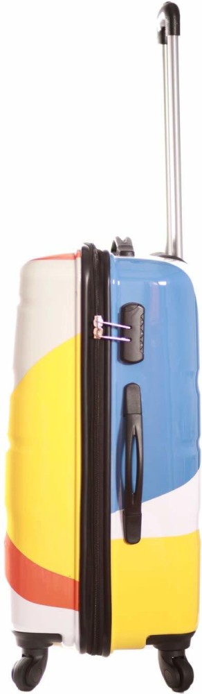 Chroma Plus Hard luggage With TSA Lock, Dual Wheel and Detailed Interi