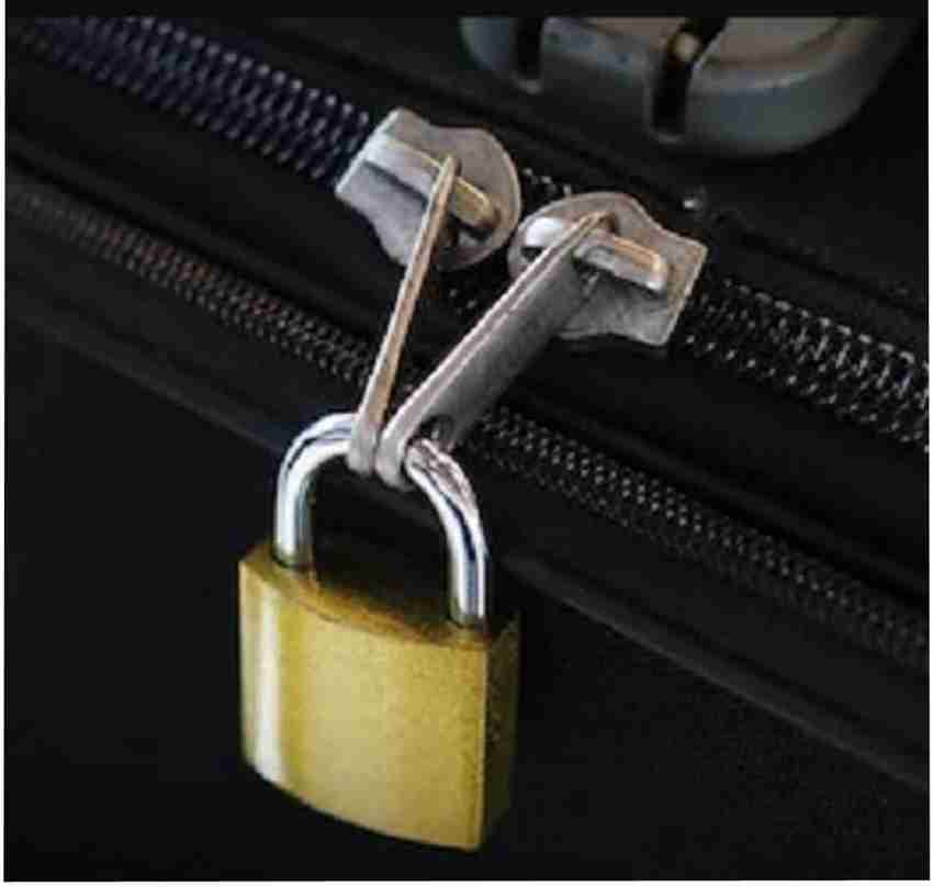 Luggage bag with lock hotsell