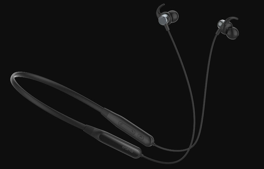 Oraimo necklace 2 on sale flipkart