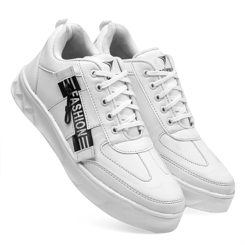 Stylish white sales shoes flipkart