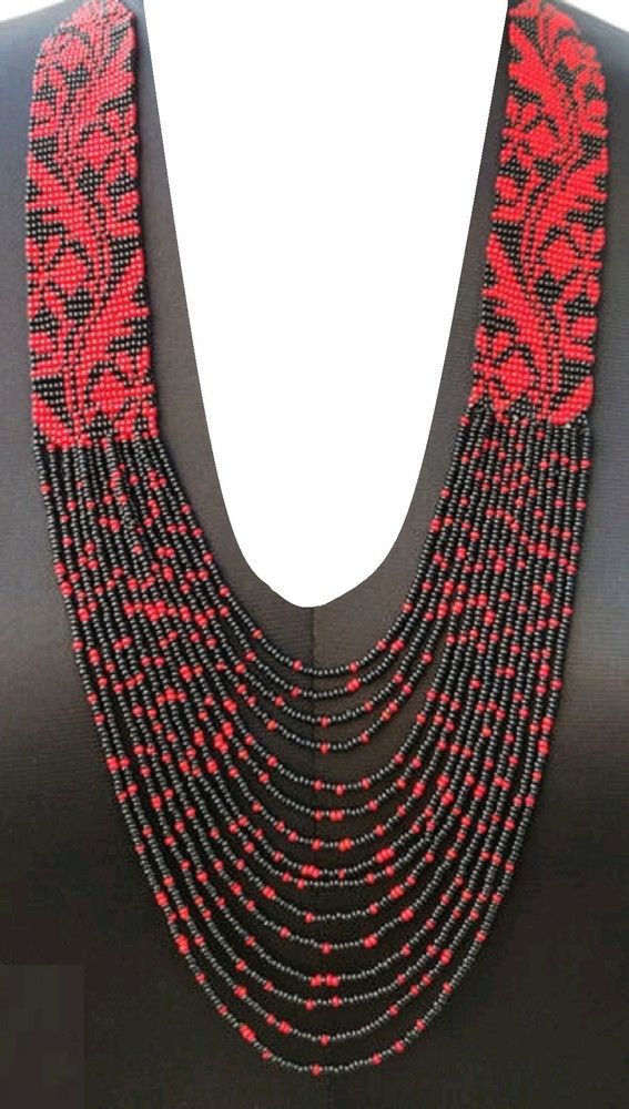 Red and sales black necklace set