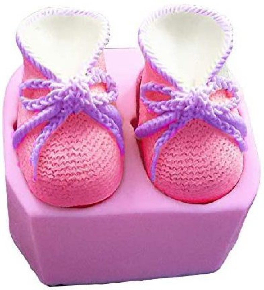 Shoe mold outlet for cake decorating