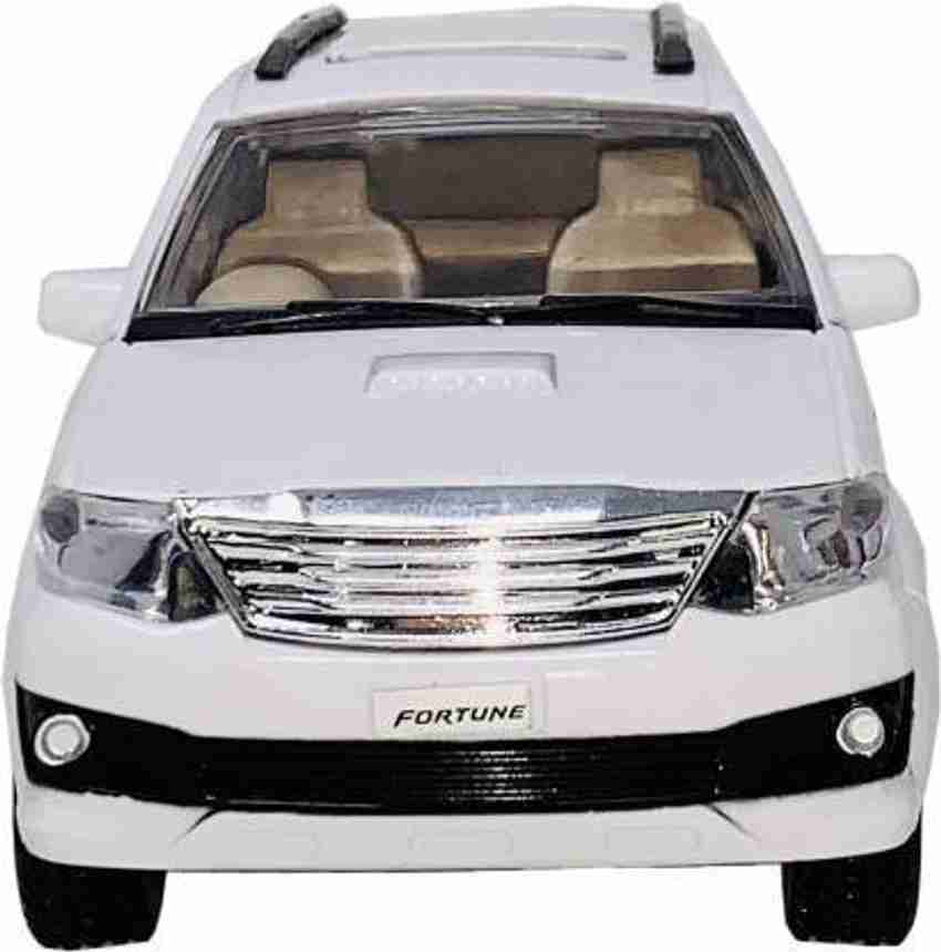 Fortuner toy car online outlet