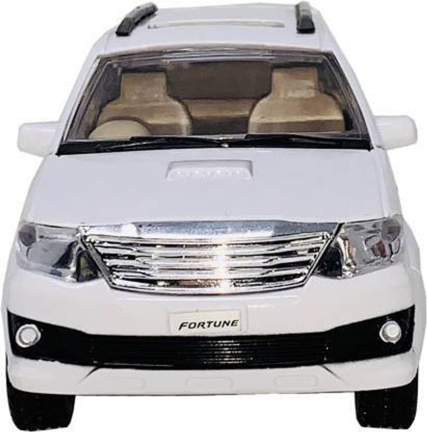 Centy fortuner toy car 2025