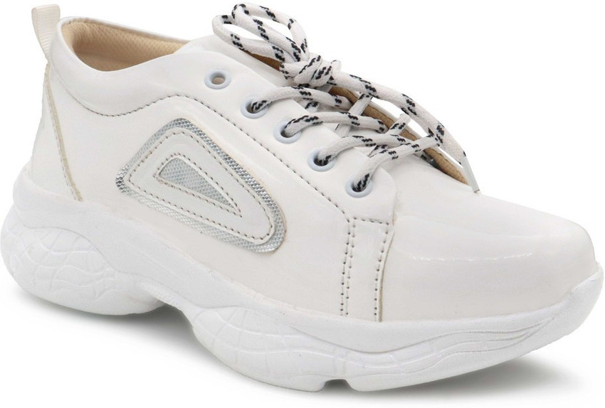 White shoes for girls cheap in flipkart