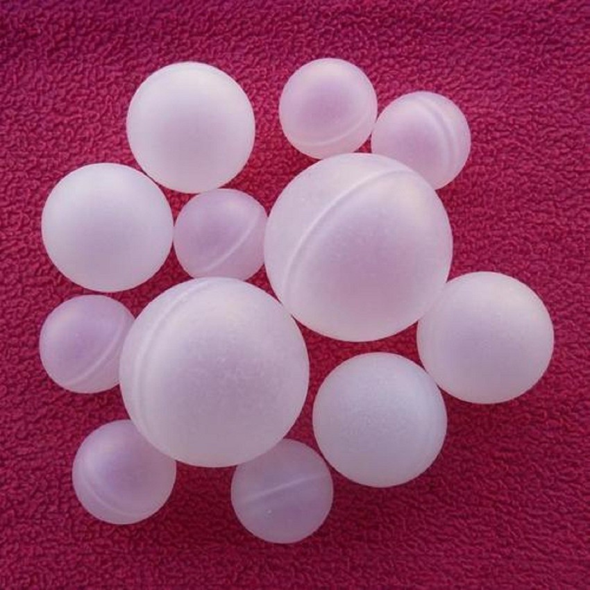 Small hard plastic clearance balls