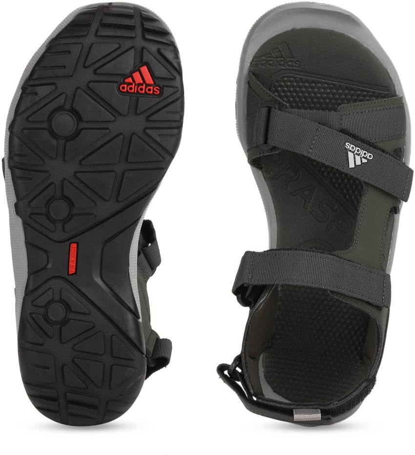 Adidas 2024 traxion sandals