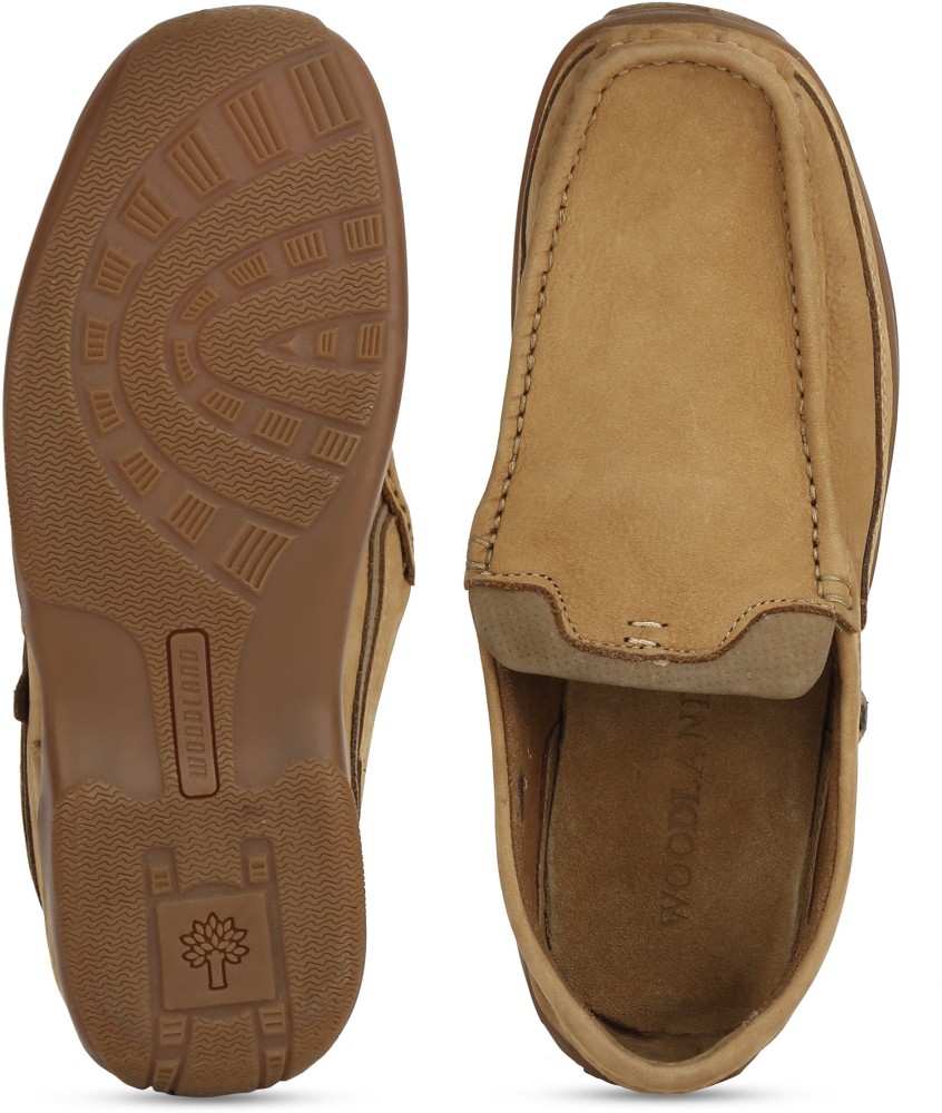 Woodland deals loafers flipkart