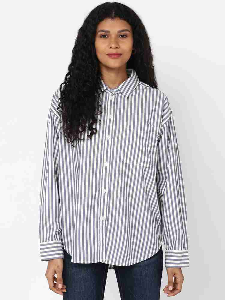 American eagle black top and white striped shirt