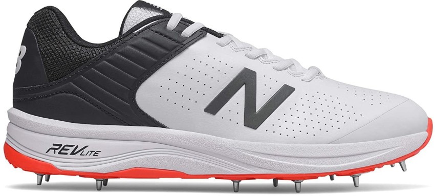 New balance 2024 revlite cricket shoes